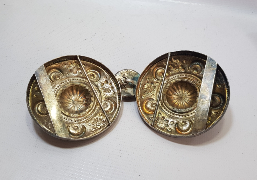 OSMANLI DÖNEMİ KABARTMA İŞÇİLİKLİ VE ÜZERİ AY YILDIZLI GELİN KEMERİ