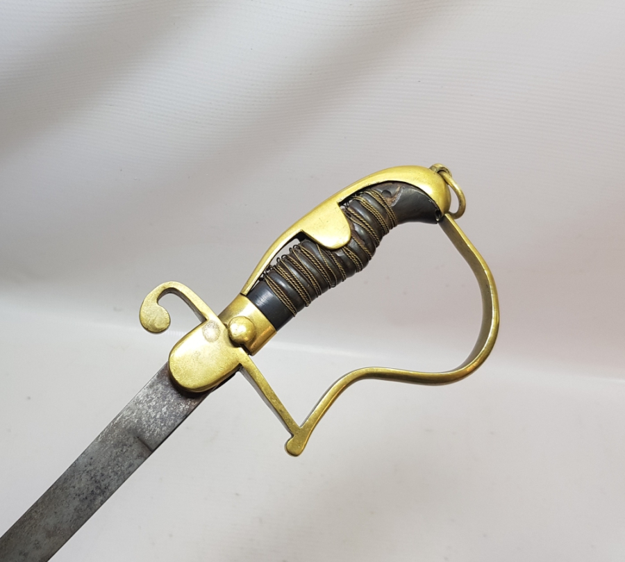 1940 YILI BOYNUZ SAPLI SUBAY KILICI