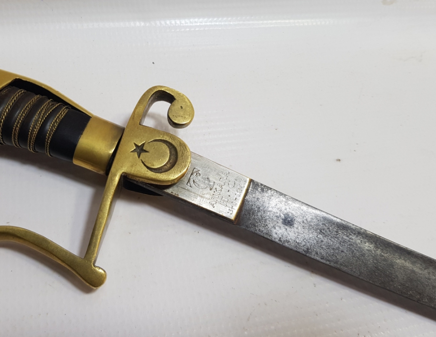 1940 YILI BOYNUZ SAPLI SUBAY KILICI