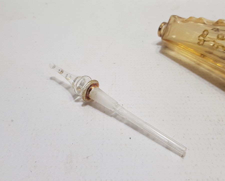 ÜZERİ ALTIN VARAKLI OSMANLI DÖNEMİ PARFÜM - KOKU ŞİŞESİ