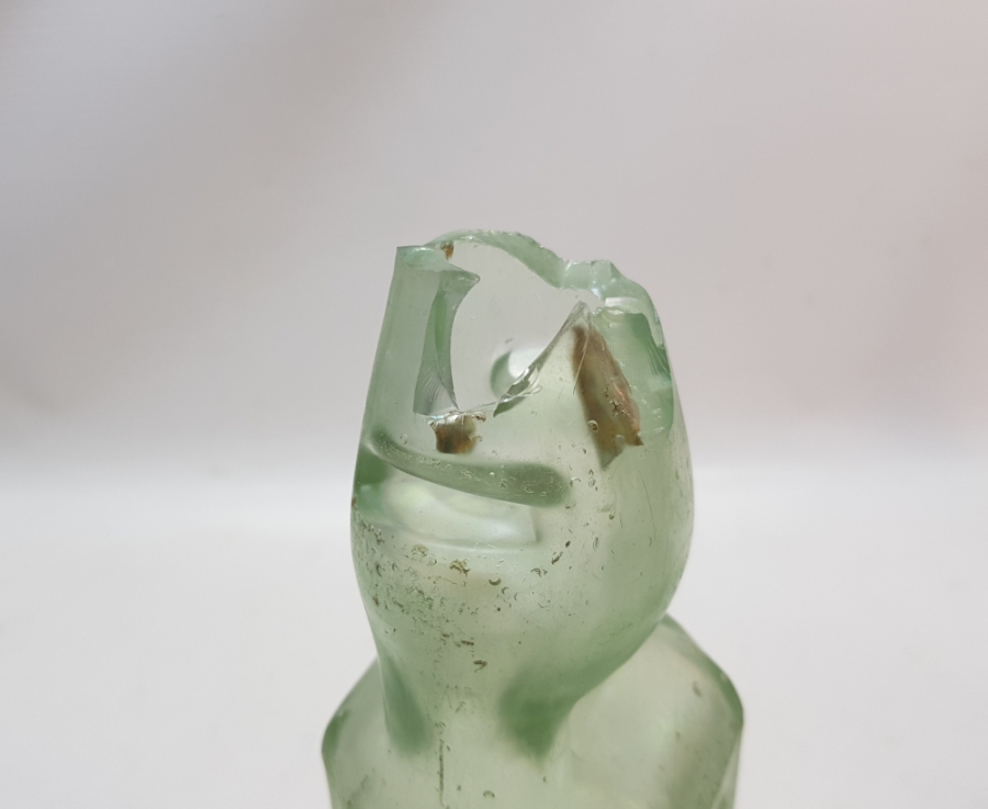 ÜZERİ DÖRT DİLDE YAZILI OSMANLI DÖNEMİ GAZOZ ŞİŞESİ