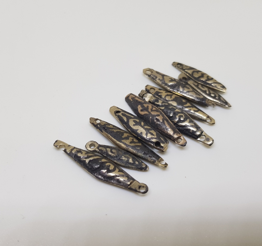 ÜZERLERİ SAVATLI OSMANLI DÖNEMİ TAKI PARÇALARI