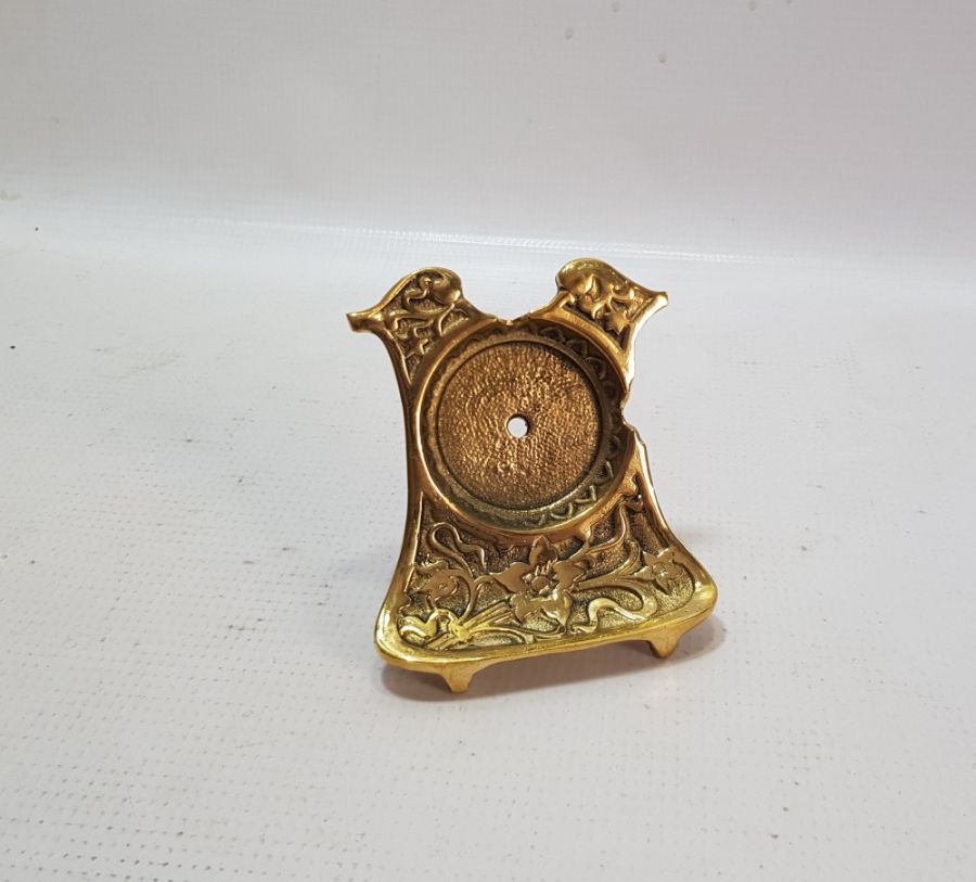 KABARTMA İŞÇİLİKLİ NADİR FORMDA OSMANLI DÖNEMİ CEP SAATİ STANDI