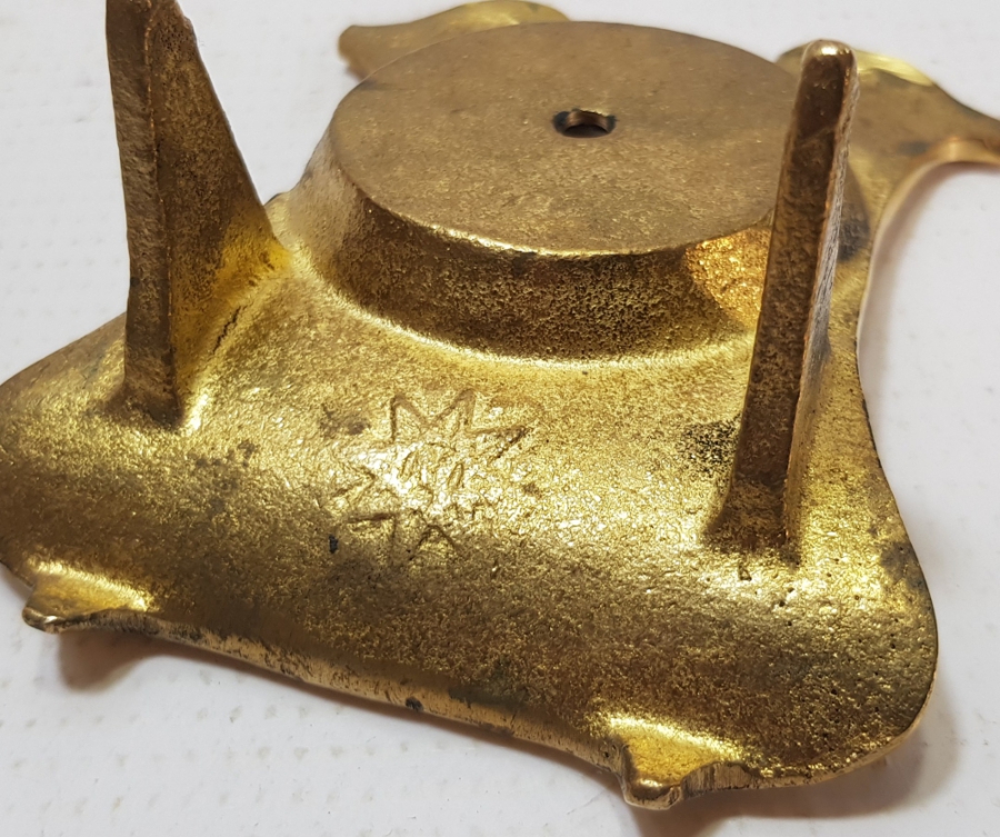 KABARTMA İŞÇİLİKLİ NADİR FORMDA OSMANLI DÖNEMİ CEP SAATİ STANDI