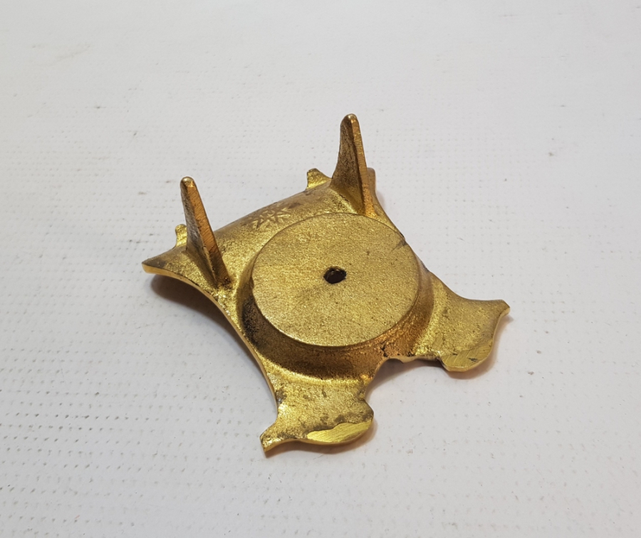 KABARTMA İŞÇİLİKLİ NADİR FORMDA OSMANLI DÖNEMİ CEP SAATİ STANDI