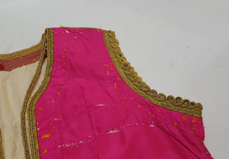 İPEK VE GÜMÜŞ SIRMA İŞÇİLİKLİ OSMANLI DÖNEMİ NADİR RUMELİ KIZ CEPKENİ