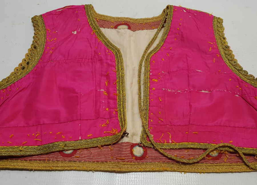 İPEK VE GÜMÜŞ SIRMA İŞÇİLİKLİ OSMANLI DÖNEMİ NADİR RUMELİ KIZ CEPKENİ