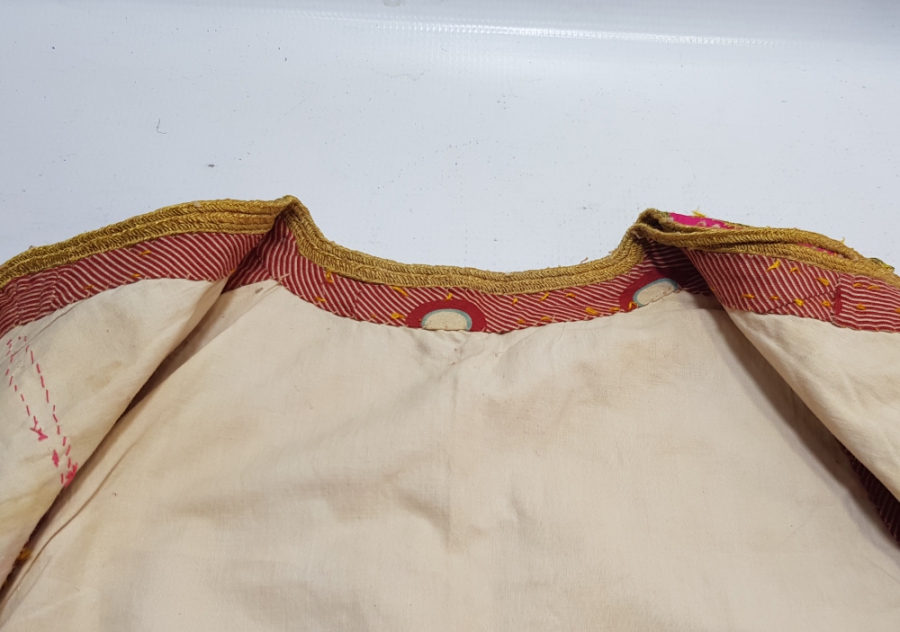 İPEK VE GÜMÜŞ SIRMA İŞÇİLİKLİ OSMANLI DÖNEMİ NADİR RUMELİ KIZ CEPKENİ