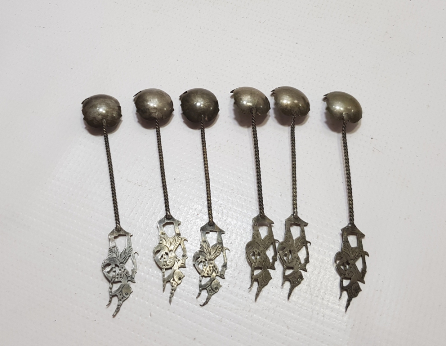 KALEM VE TESTERE İŞÇİLİKLİ UZAK DOĞU YAPIMI ANTİKA ALTILI ÇAY KAŞIĞI SETİ