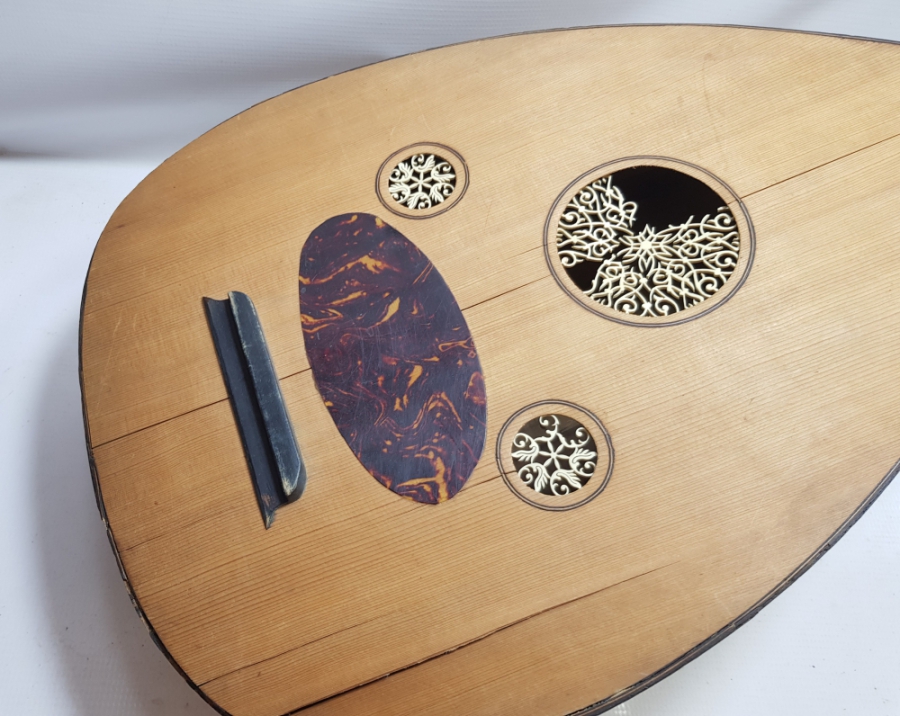 FİL DİŞİ VE BAĞA APLİKLİ EL YAPIMI VE OSMANLI DÖNEMİ ORİJİNAL ETİKETİYLE UD