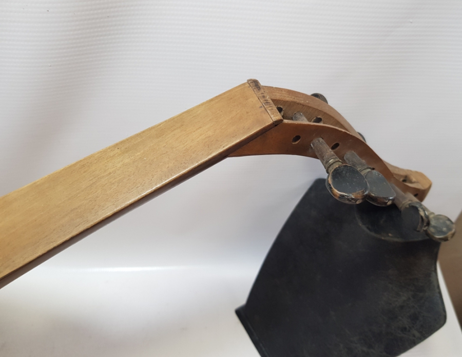 FİL DİŞİ VE BAĞA APLİKLİ EL YAPIMI VE OSMANLI DÖNEMİ ORİJİNAL ETİKETİYLE UD