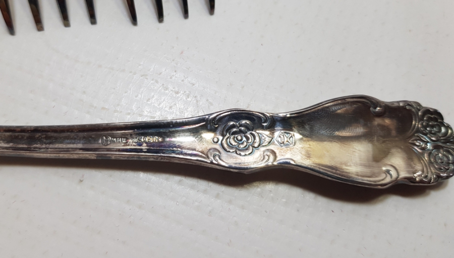 ORİJİNAL KUTUSUNDA SOVYET RUSYA YAPIMI GÜMÜŞ KAPLAMA ÇATAL TAKIMI