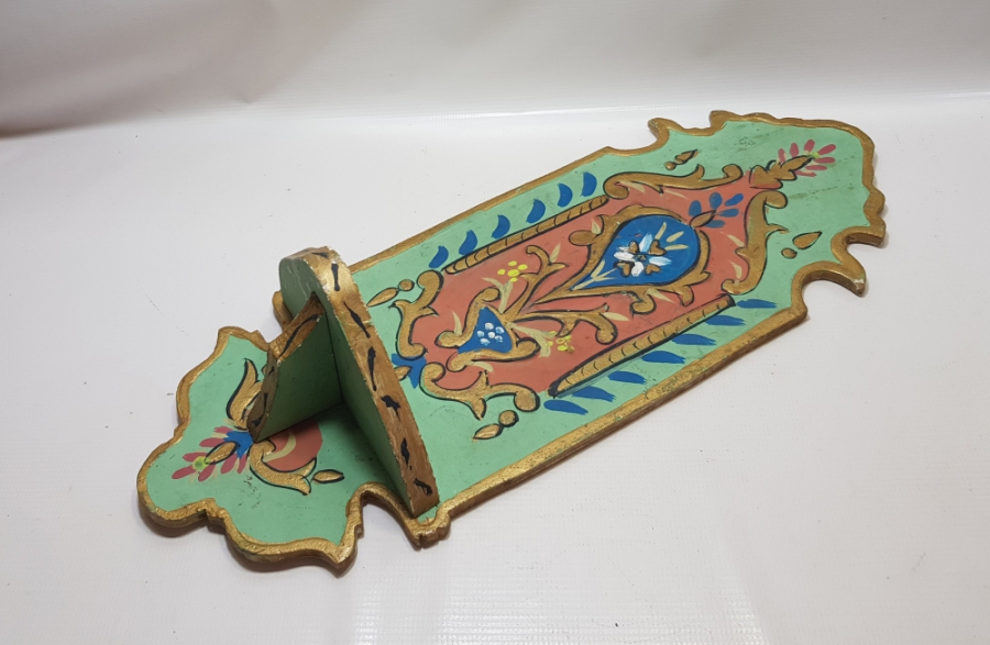 EDİRNEKARİ FORMDA YAPILMIŞ ÜZERİ İŞLEMELİ ANTİKA LAMBALIK - KAVUKLUK