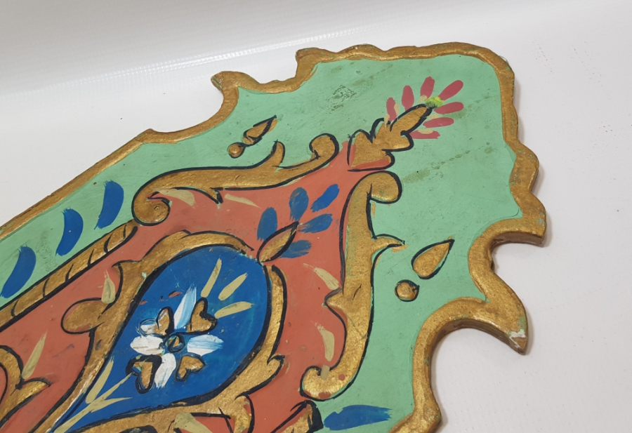 EDİRNEKARİ FORMDA YAPILMIŞ ÜZERİ İŞLEMELİ ANTİKA LAMBALIK - KAVUKLUK