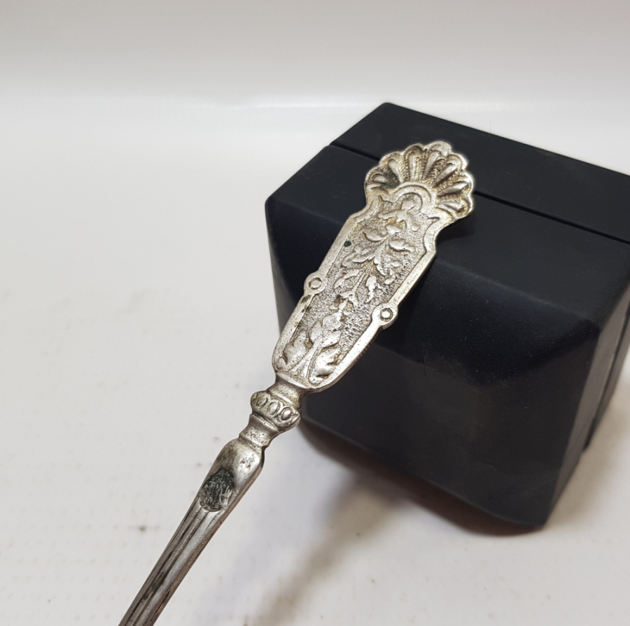 KABARTMA İŞÇİLİKLİ ABDÜLMECİD HAN TUĞRALI NADİR GÜMÜŞ KAŞIK