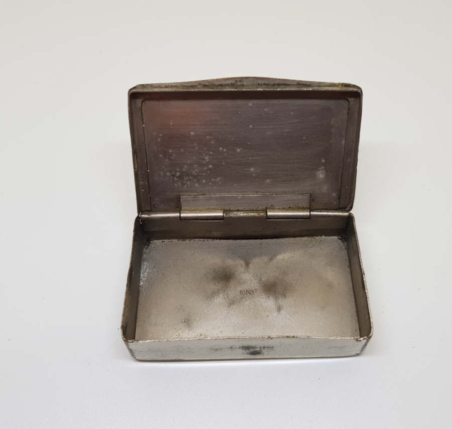 ÜZERİ İŞLEMELİ OSMANLI DÖNEMİ ZENNE TÜTÜN TABAKASI