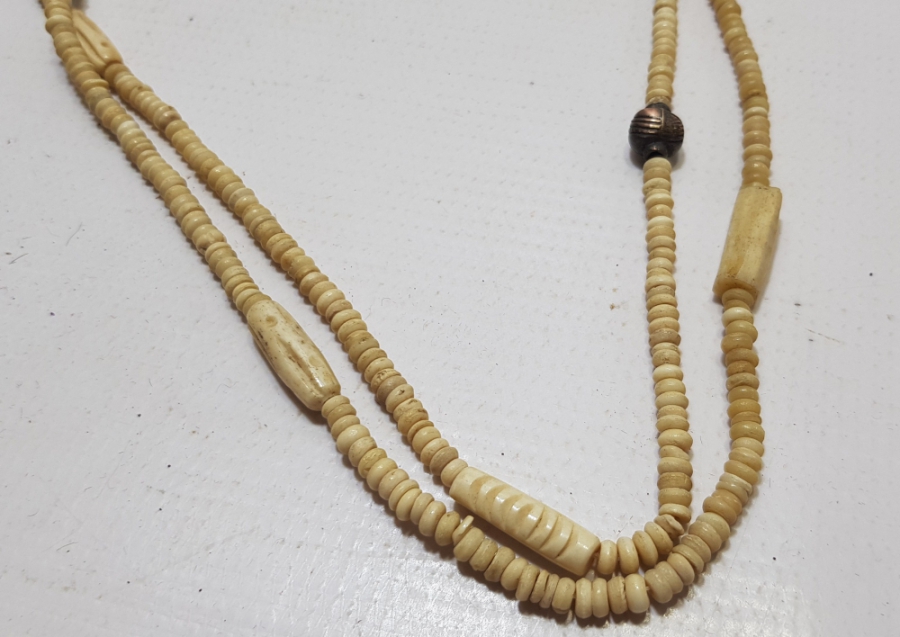 UZAKDOĞU YAPIMI BÜYÜK BOY ANTİKA KEMİK GERDANLIK