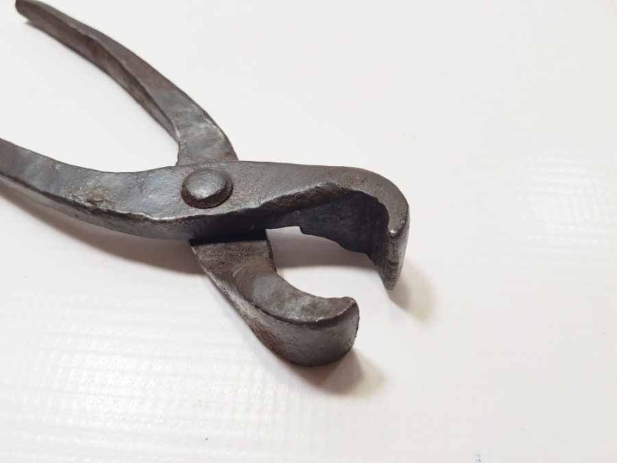 1929 TARİHLİ EL YAPIMI ANTİKA KERPETEN