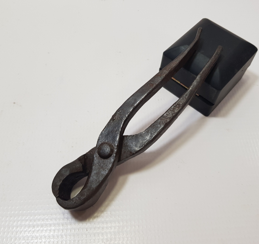 1929 TARİHLİ EL YAPIMI ANTİKA KERPETEN