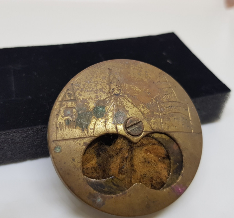 ÜZERİ KALEM İŞÇİLİKLİ ANTİKA HACI MİSİ KUTUSU