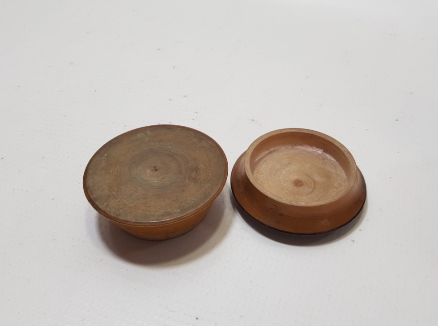 NADİR FORMDA ÜZERİ OPAL BONCUKLU KAPAKLI BERBER PAMUKLUĞU