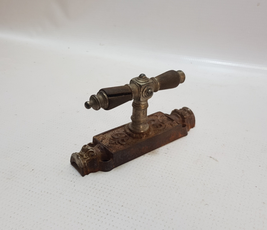 ÜZERİ İŞLEMELİ OSMANLI DÖNEMİ ÇOK NADİR PARA KASASI AÇMA KOLU