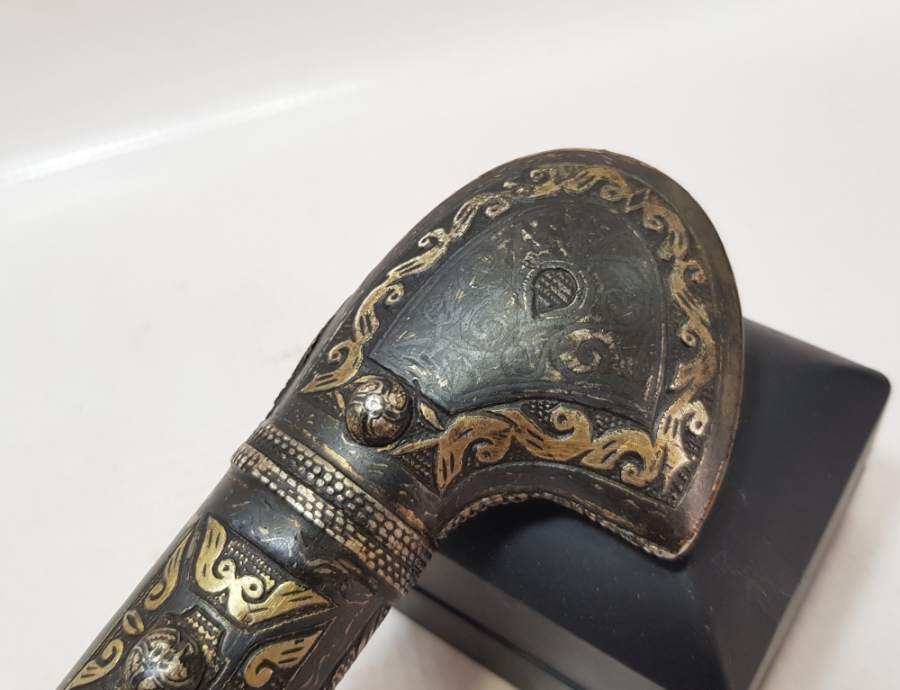 GÜMÜŞ VE ALTINLI OSMANLI DÖNEMİ ŞAŞKA FORMLU ÇERKES KAMASI