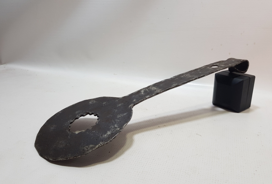 OSMANLI DÖNEMİ EL YAPIMI KURŞUN DÖKME POTASI TUTMACI