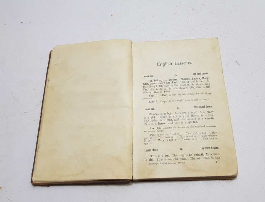 1924 TARİHLİ İNGİLİZCE DERS KİTABI