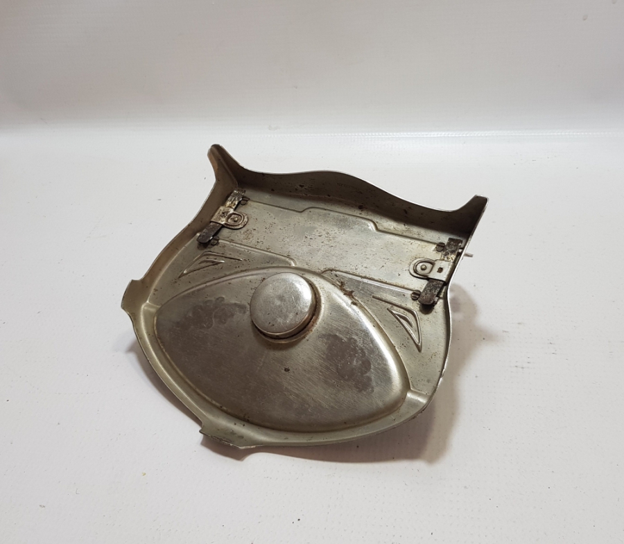 KABARTMA İŞÇİLİKLİ ANTİKA MASAÜSTÜ HOKKASI