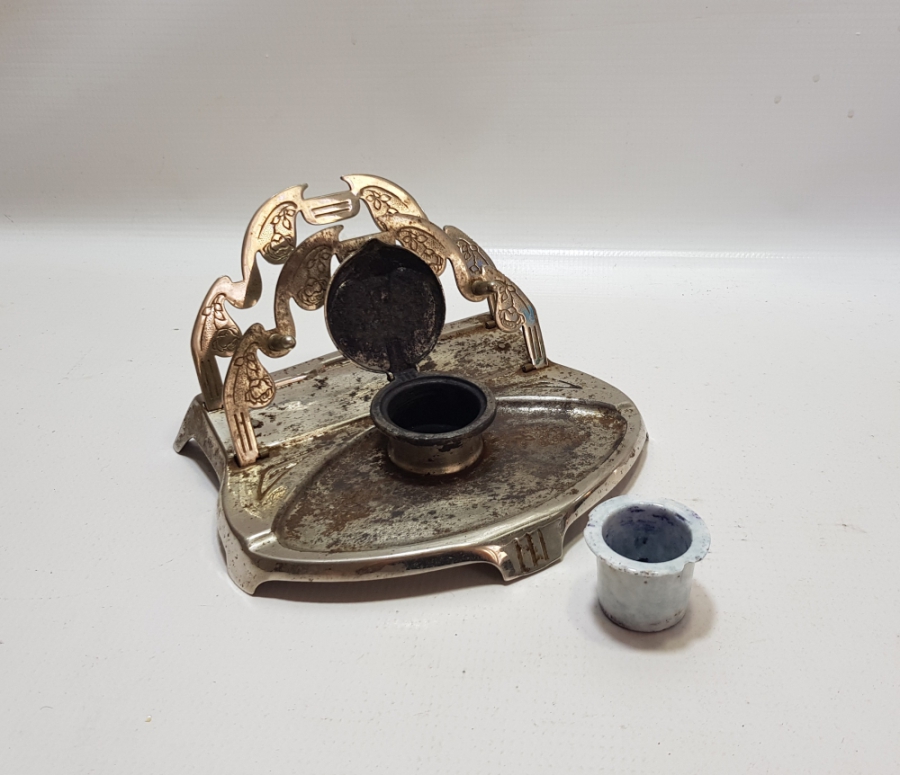 KABARTMA İŞÇİLİKLİ ANTİKA MASAÜSTÜ HOKKASI