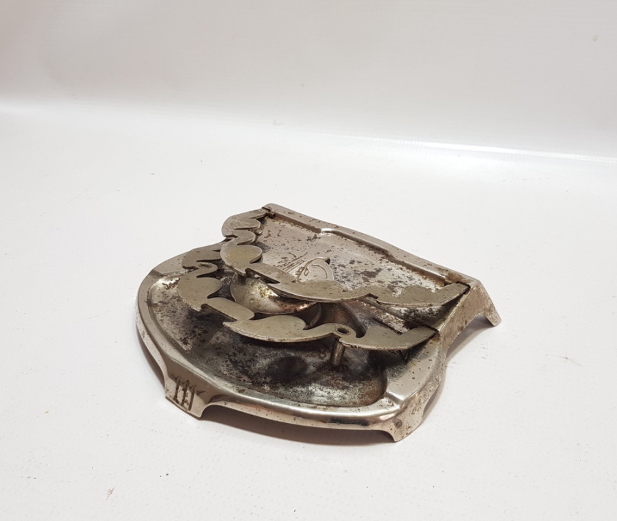 KABARTMA İŞÇİLİKLİ ANTİKA MASAÜSTÜ HOKKASI