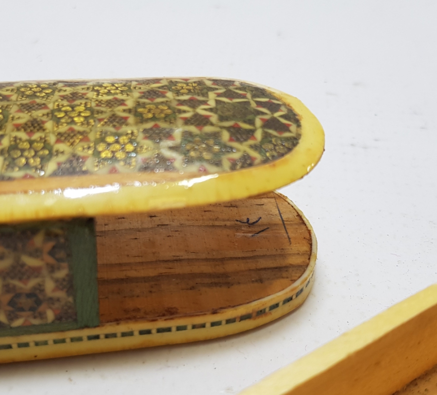 MARKUTERİ İŞÇİLİKLİ EL YAPIMI ANTİKA KALEMDAN