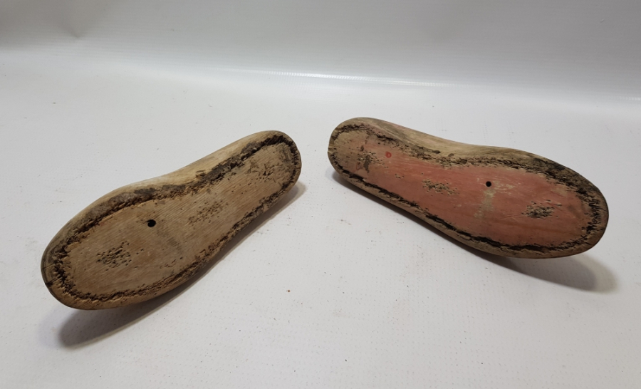 ANTİKA NADİR ÇOCUK İSKARPİNİ KALIBI