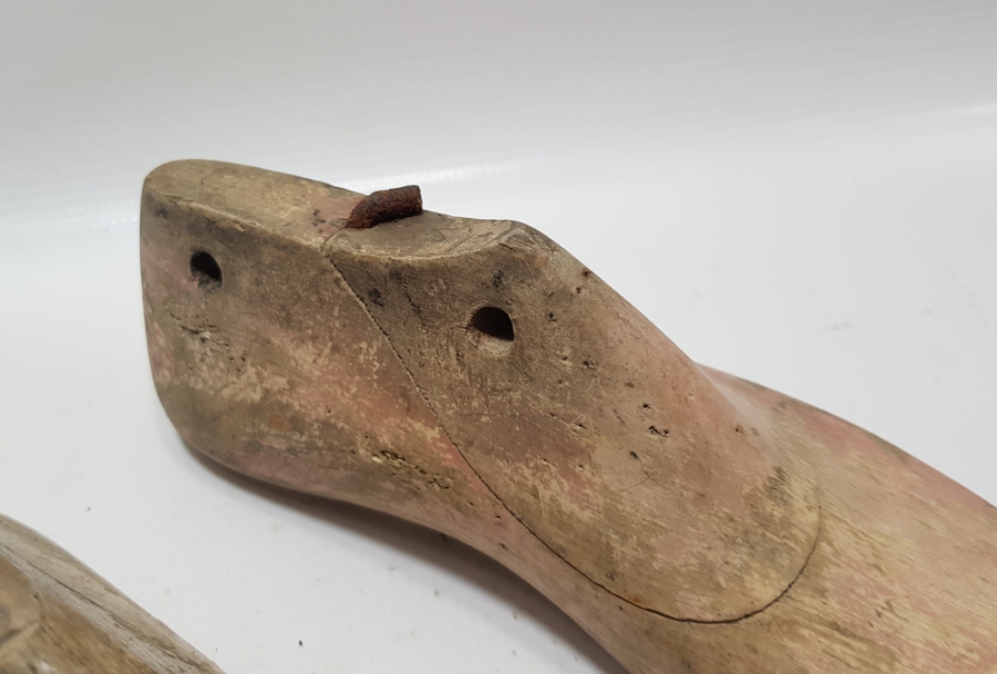 ANTİKA NADİR ÇOCUK İSKARPİNİ KALIBI