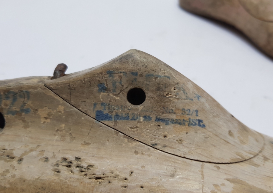 ANTİKA NADİR ÇOCUK İSKARPİNİ KALIBI