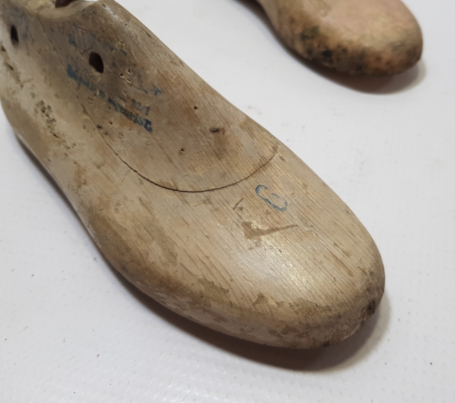 ANTİKA NADİR ÇOCUK İSKARPİNİ KALIBI