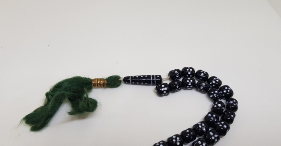 ORİJİNAL PÜSKÜLÜYLE OSMANLI DÖNEMİ GÜMÜŞ VARAKLI 33LÜ BEYKOZ TESPİH