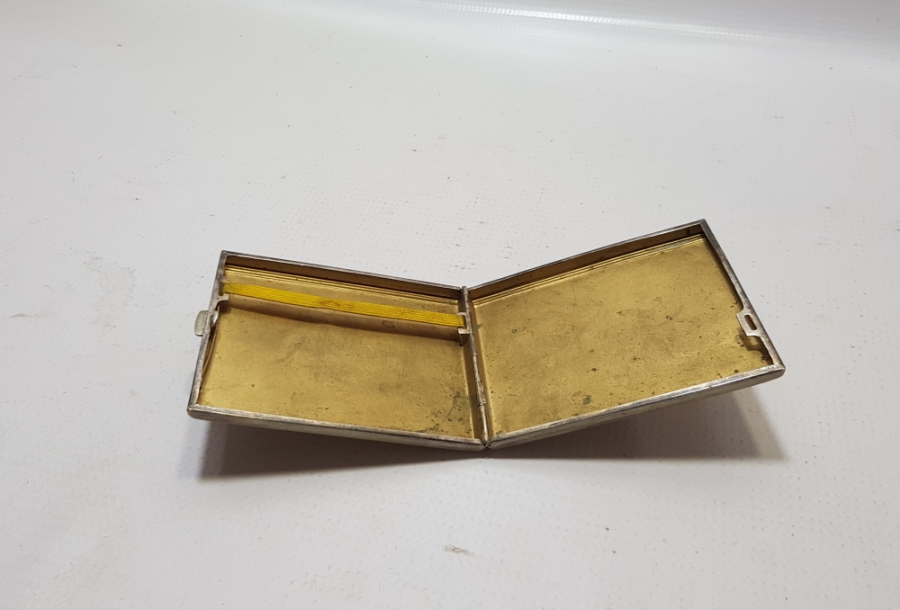 ANTİKA GÜMÜŞ SİGARA TABAKASI