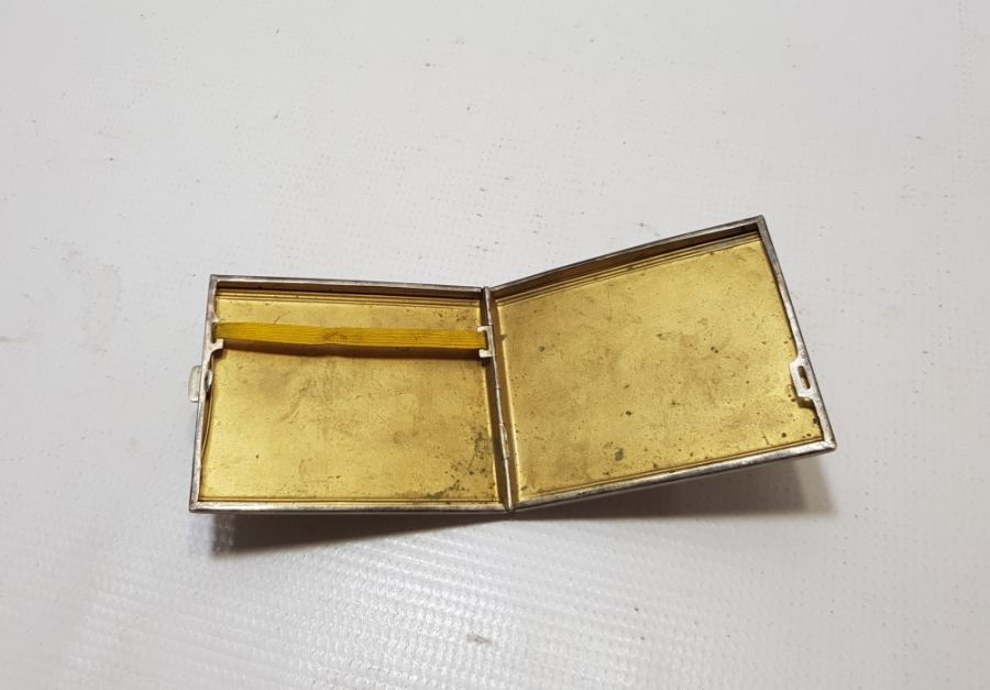 ANTİKA GÜMÜŞ SİGARA TABAKASI