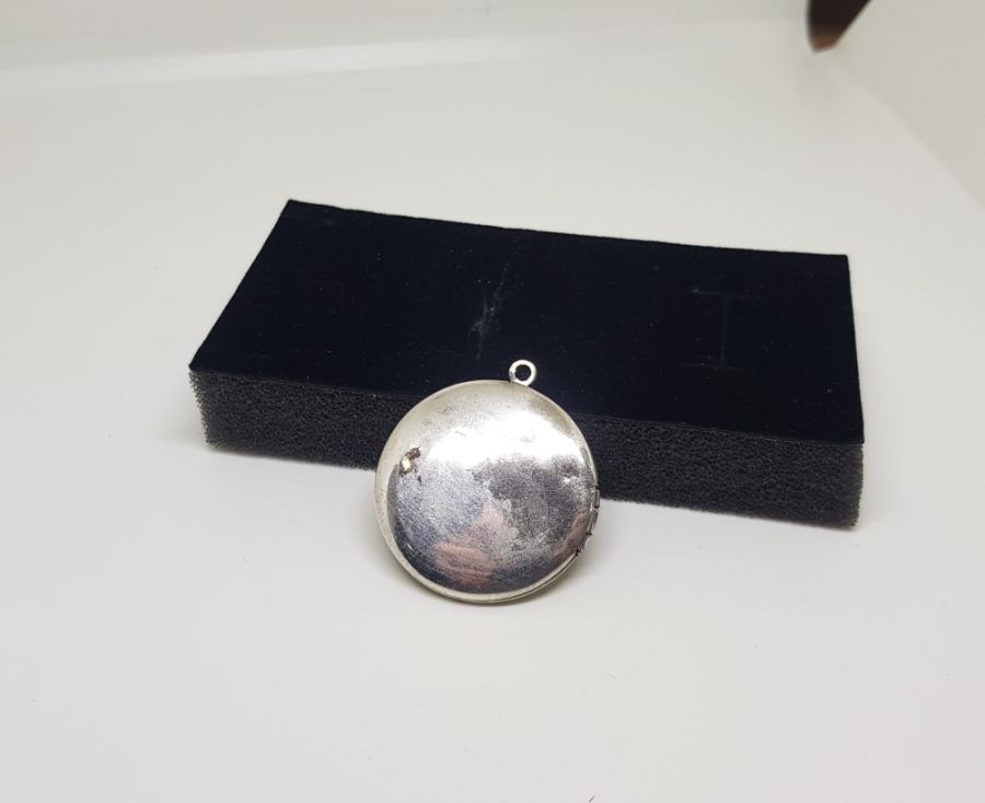 KABARTMA İŞÇİLİKLİ ANTİKA GÜMÜŞ KOLYE FOTOĞRAFLIK