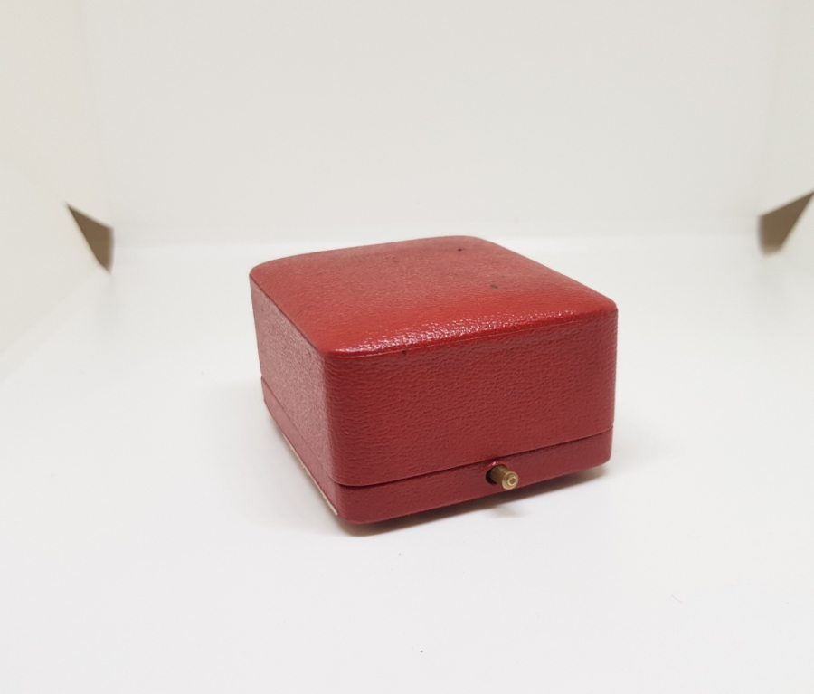 KOMPOZİT YAPIDA OSMANLI DÖNEMİ YÜZÜK KUTUSU