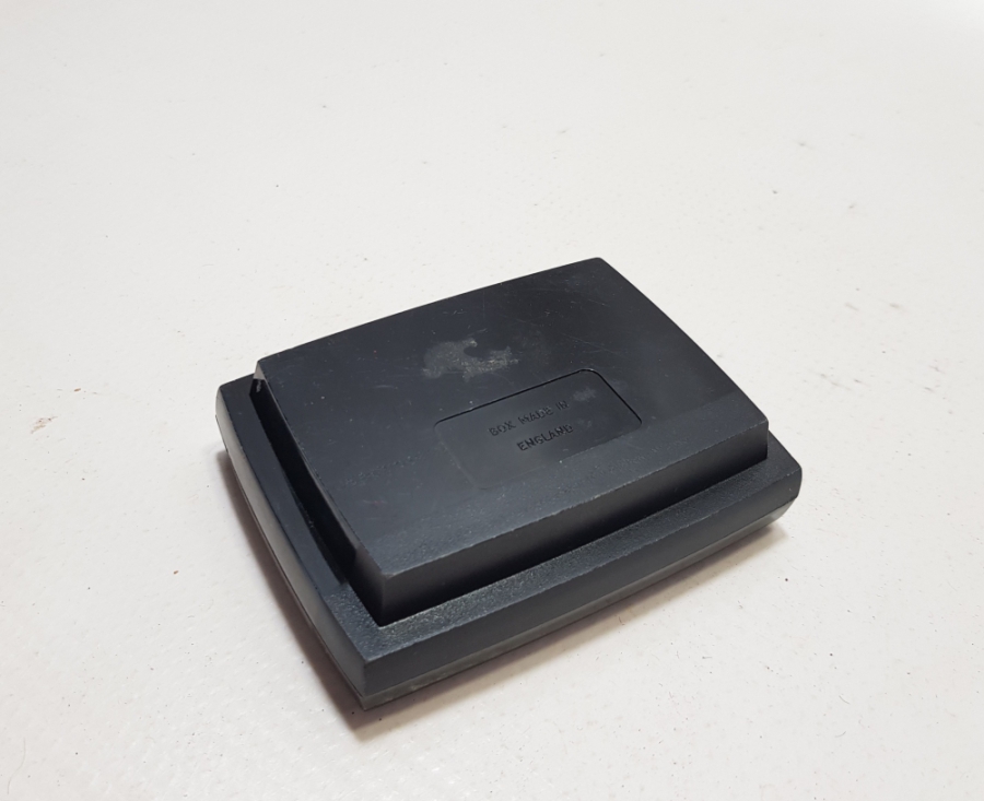 ORİJİNAL KUTUSUNDA ANTİKA RONSON ÇAKMAK