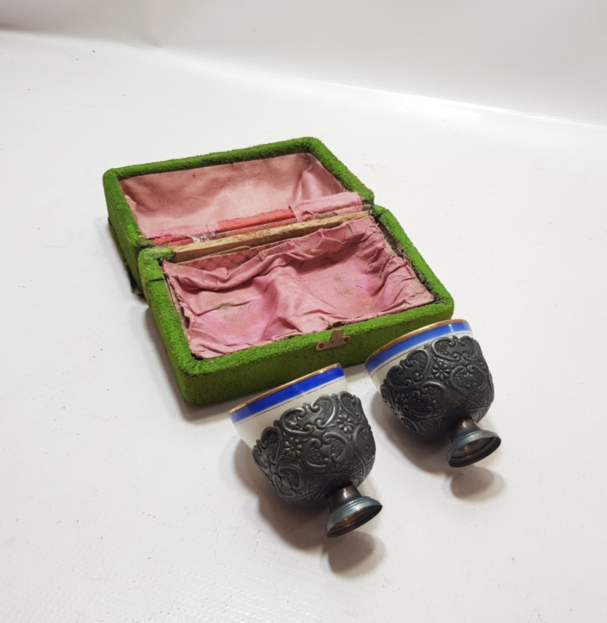 ORİJİNAL KUTUSUNDA TUĞRALI GÜMÜŞ İKİ ADET FİNCAN ZARFI