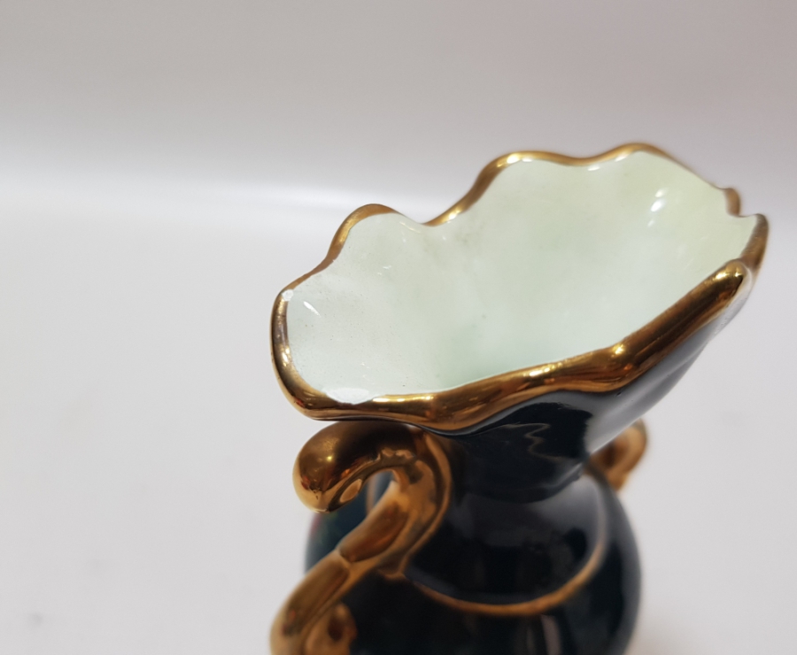 ALTI DAMGALI ALTIN VARAKLI VE EL BOYAMA ANTİKA VAZO