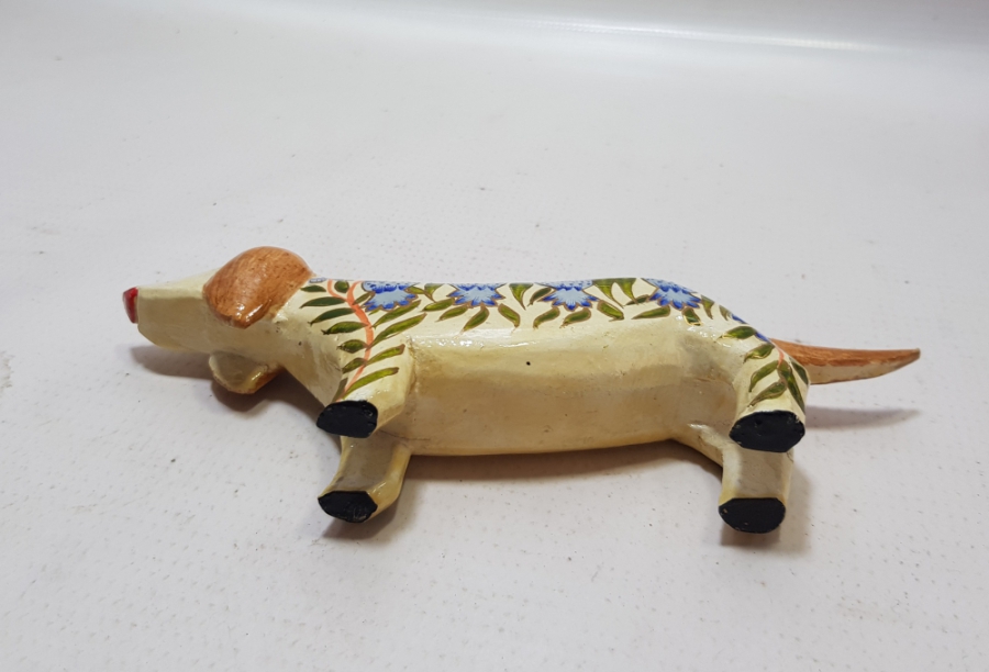 EL BOYAMA ANTİKA AHŞAP KÖPEK FİGÜRÜ