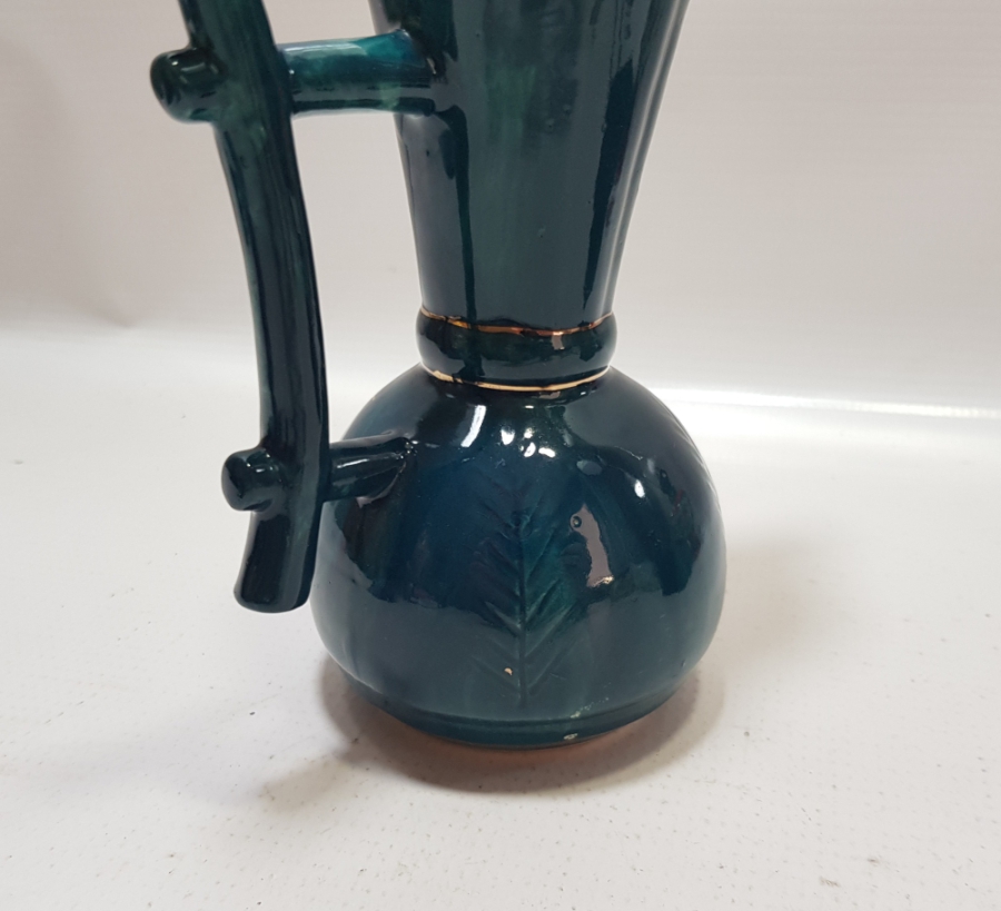 AŞURELİK FORMUNDA EL BOYAMA İŞÇİLİKLİ ANTİKA PORSELEN VAZO