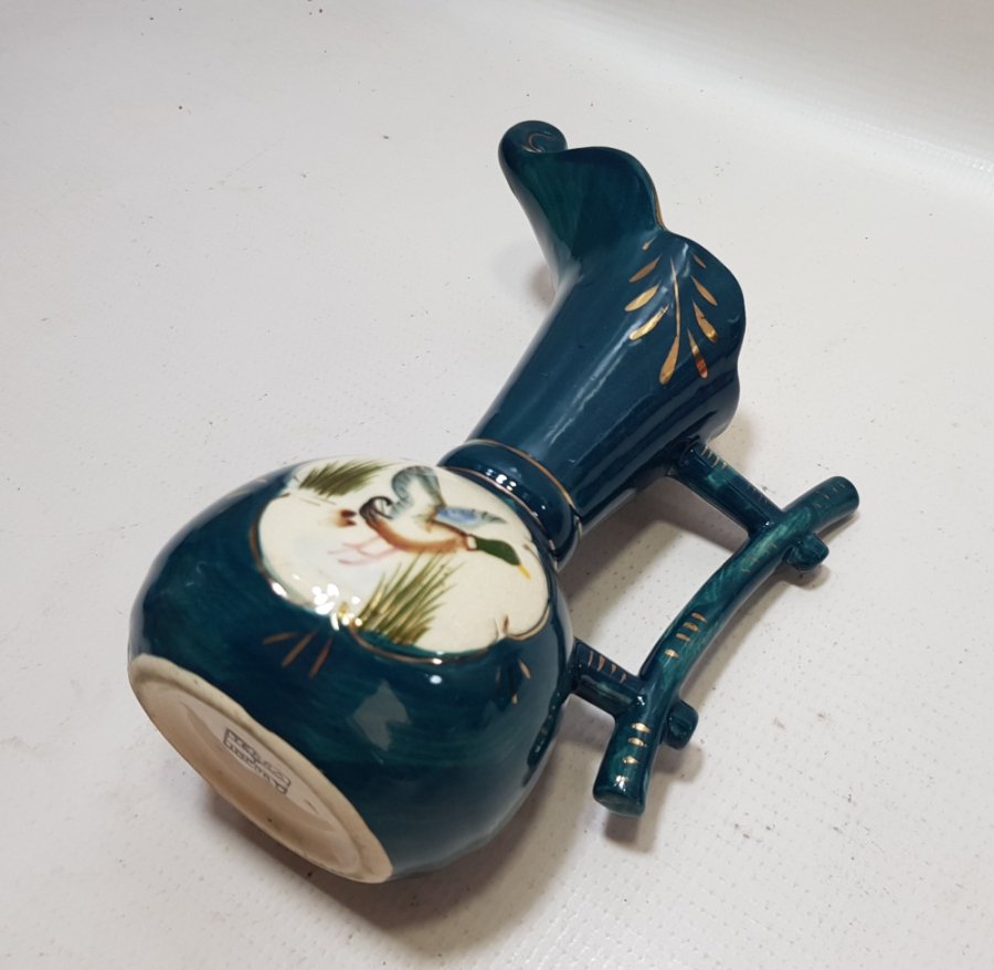 AŞURELİK FORMUNDA EL BOYAMA İŞÇİLİKLİ ANTİKA PORSELEN VAZO