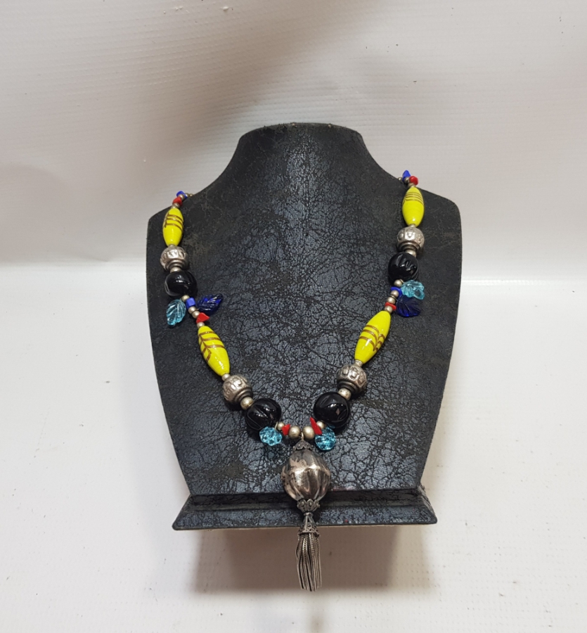 GÜMÜŞ -ALPAKA VE CAM PARÇALARDAN DİZAYN EDİLMİŞ ÖZEL YAPIM UZAK DOĞU GERDANLIK