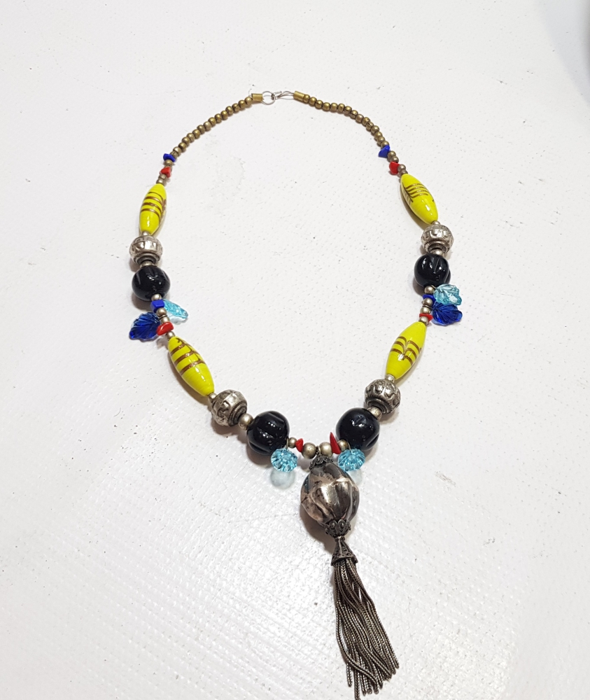 GÜMÜŞ -ALPAKA VE CAM PARÇALARDAN DİZAYN EDİLMİŞ ÖZEL YAPIM UZAK DOĞU GERDANLIK